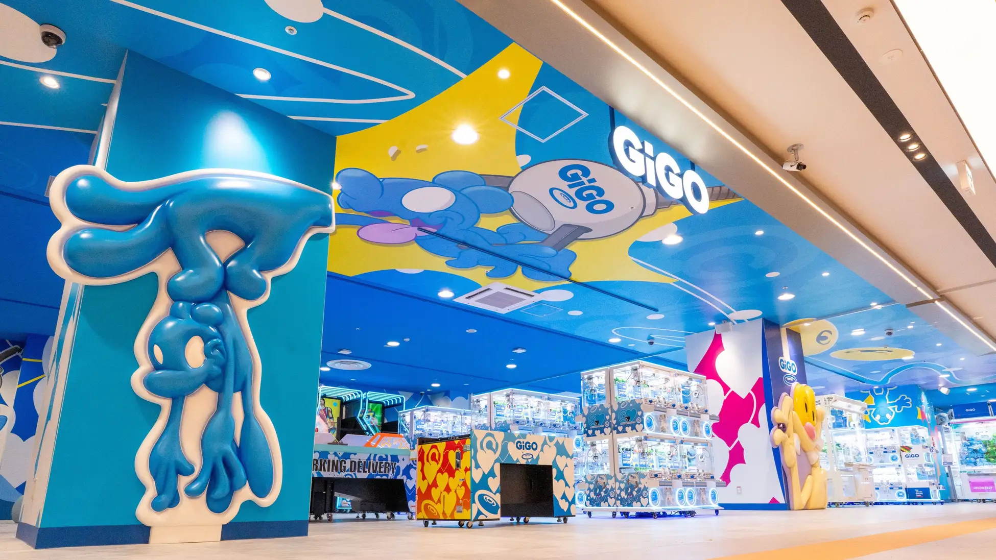 GiGO 店舗エントランス